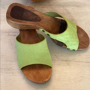 Micheal Kors wood slide chartreuse calfskin